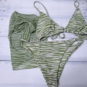 Green Zebra Print SHEIN Three Piece Bikini Set L